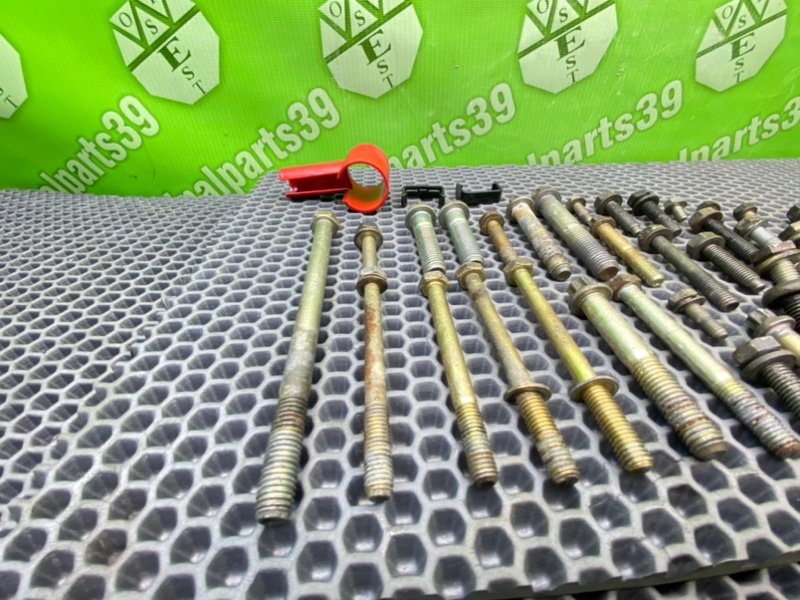 Болты двигателя, 1900 рублей, Калининград