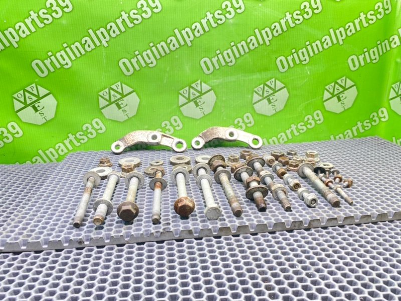 Болты подрамника, 1900 рублей, Калининград