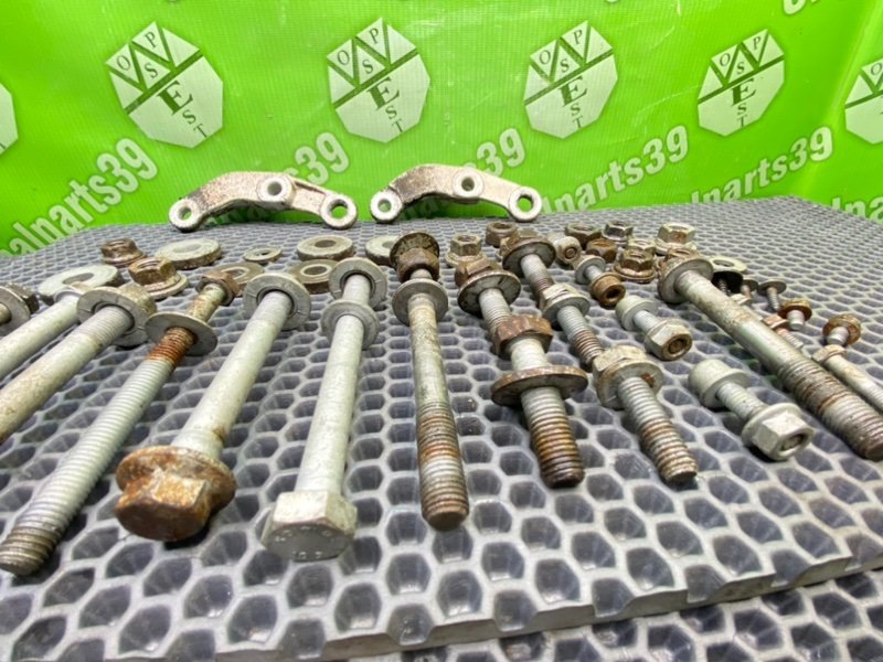 Болты подрамника, 1900 рублей, Калининград