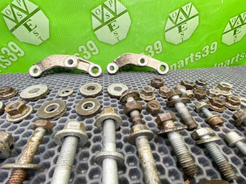 Болты подрамника, 1900 рублей, Калининград