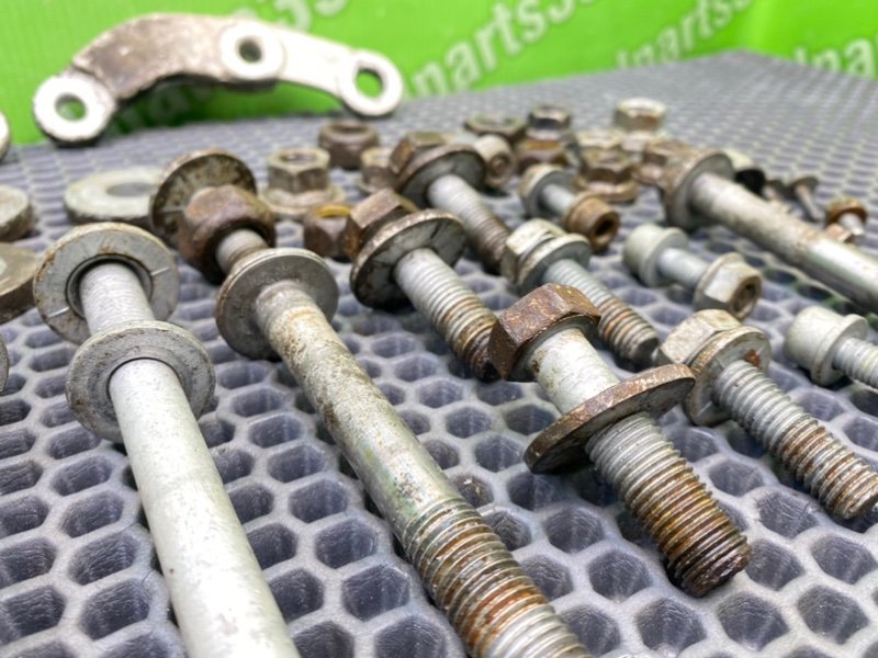 Болты подрамника, 1900 рублей, Калининград