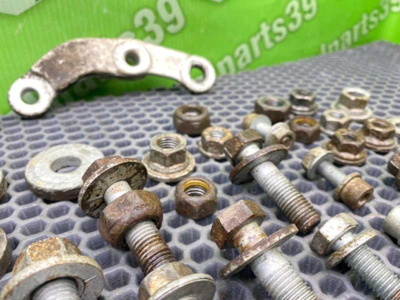 Болты подрамника, 1900 рублей, Калининград