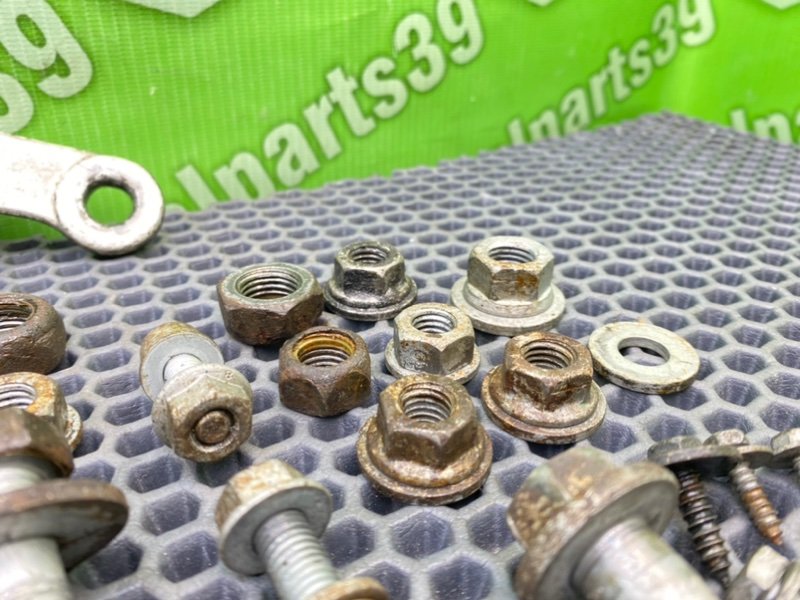 Болты подрамника, 1900 рублей, Калининград