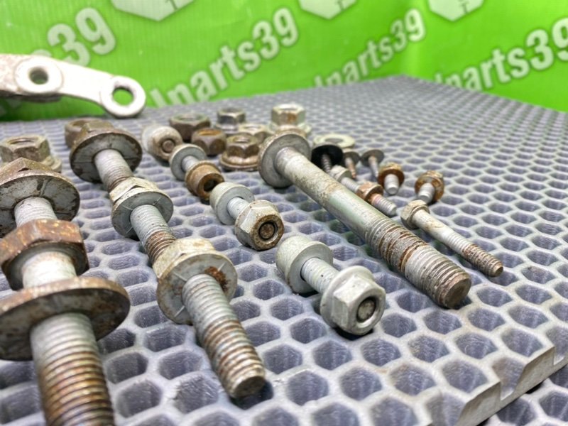 Болты подрамника, 1900 рублей, Калининград