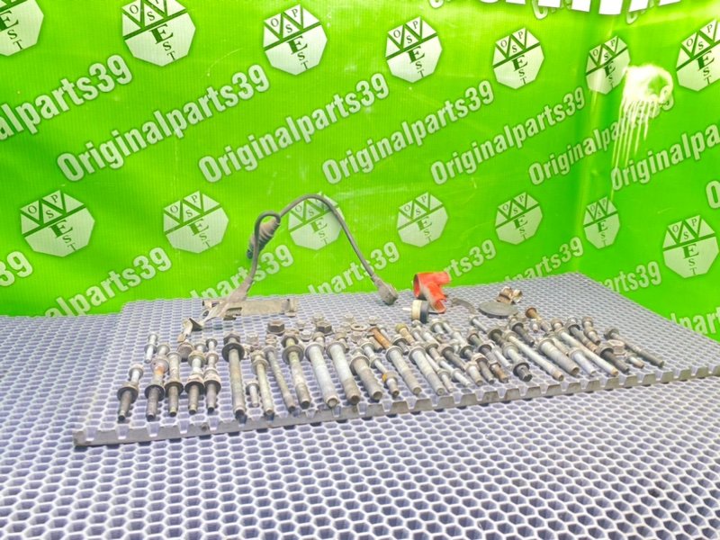 Болты двигателя, 2400 рублей, Калининград