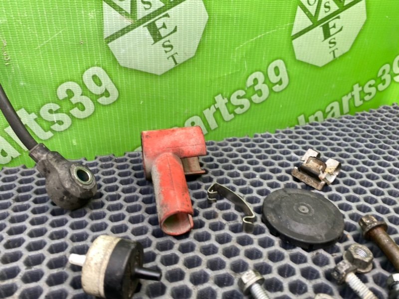 Болты двигателя, 2400 рублей, Калининград