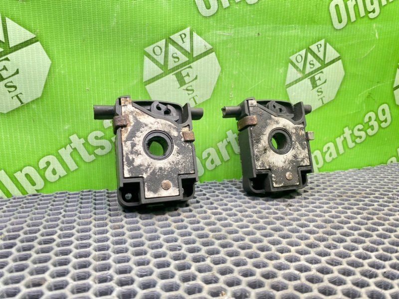 Замки капота, 2100 рублей, Калининград