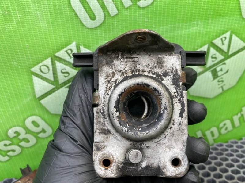 Замки капота, 2100 рублей, Калининград