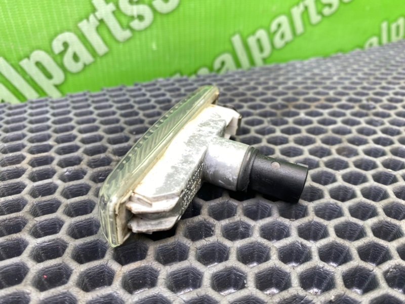 Повторитель поворота, 1000 рублей, Калининград