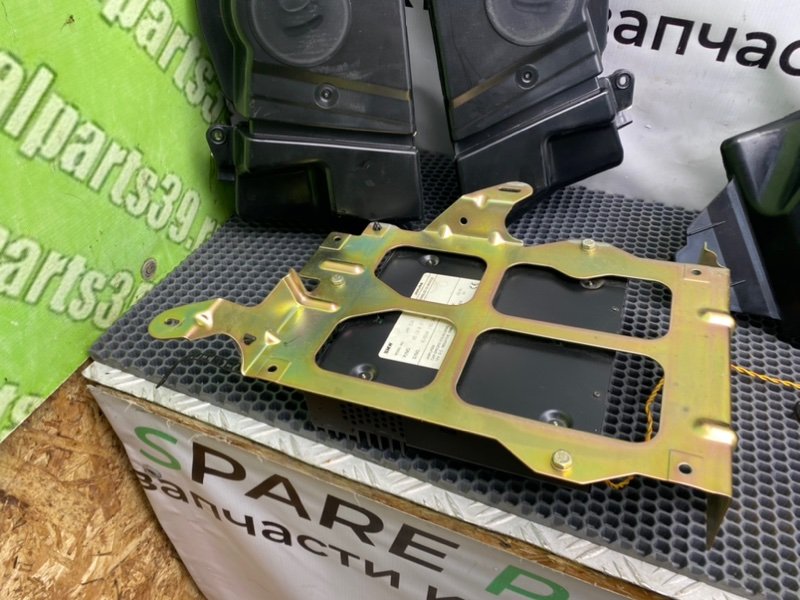 Штатные динамики, 22800 рублей, Калининград