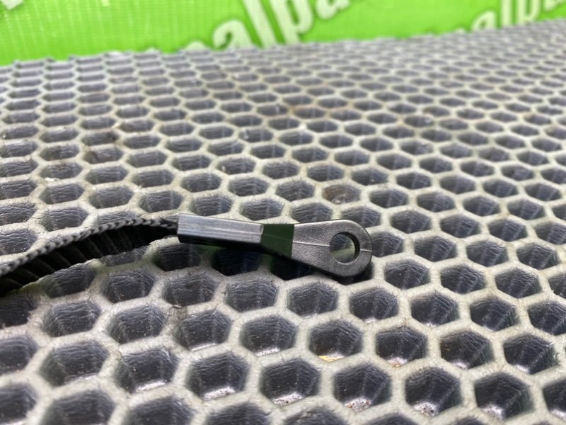 Демпфер бардачка, 1700 рублей, Калининград