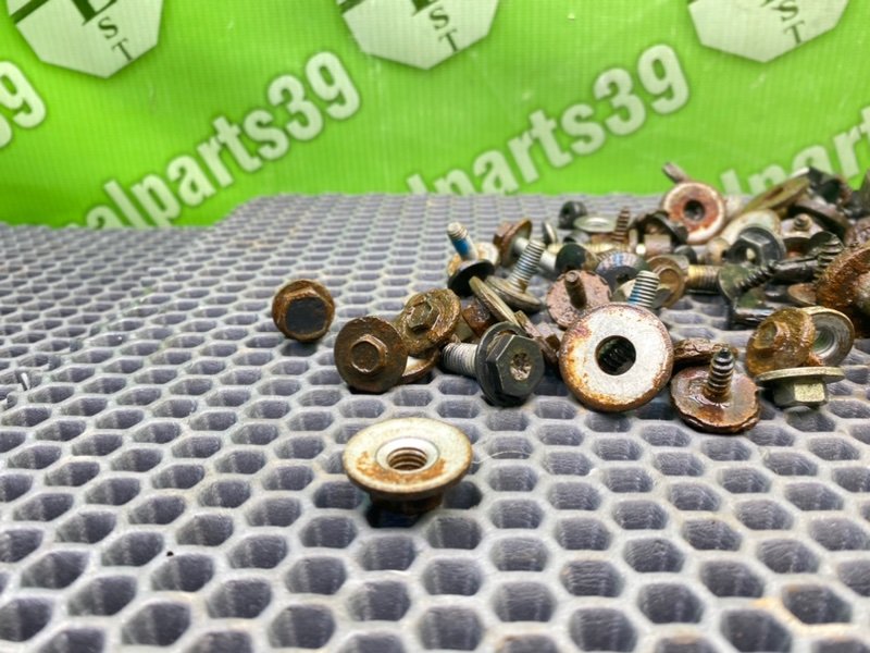 Болты, 2200 рублей, Калининград