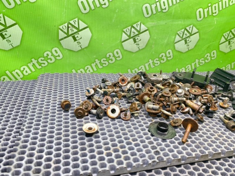 Болты, 2200 рублей, Калининград