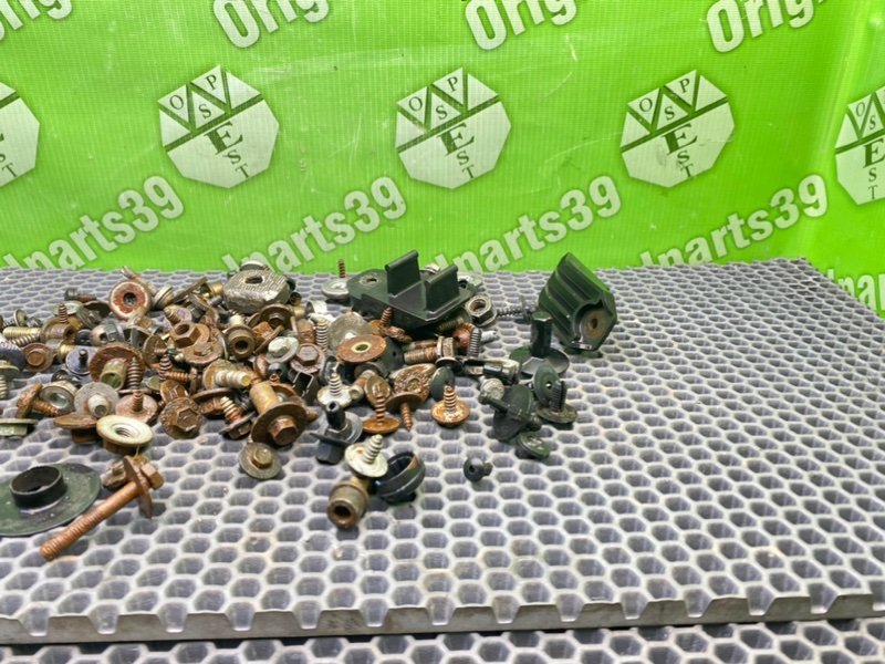 Болты, 2200 рублей, Калининград