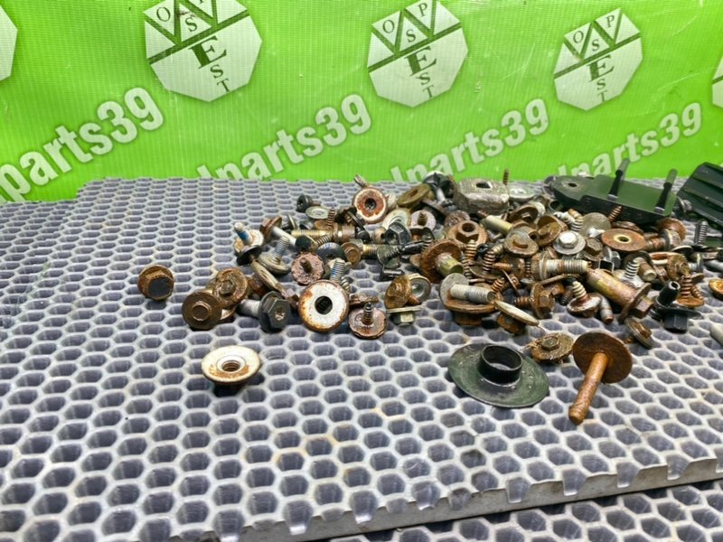 Болты, 2200 рублей, Калининград