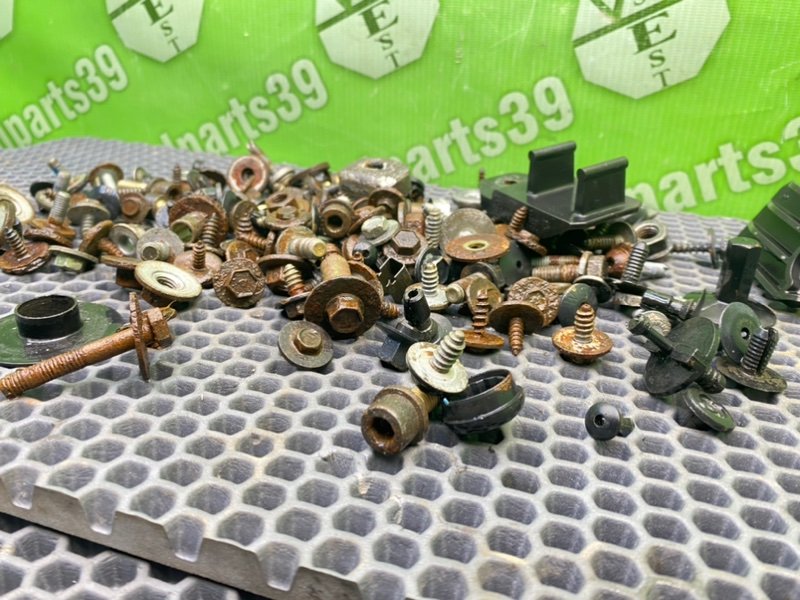 Болты, 2200 рублей, Калининград