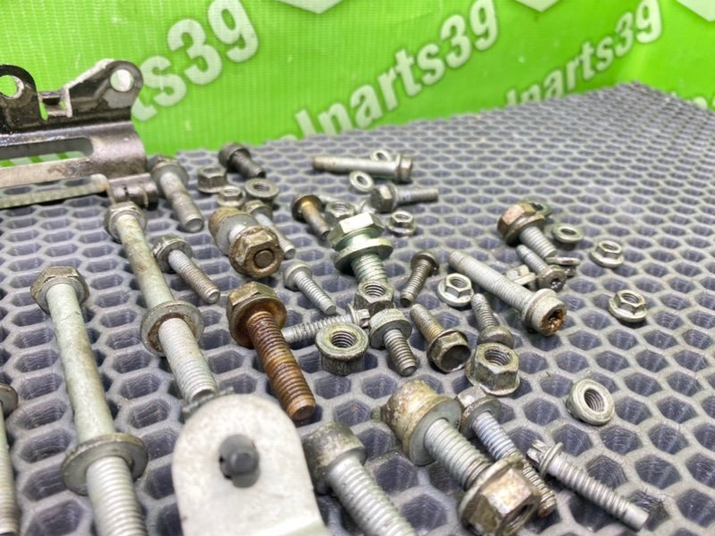 Болты двигателя, 2300 рублей, Калининград