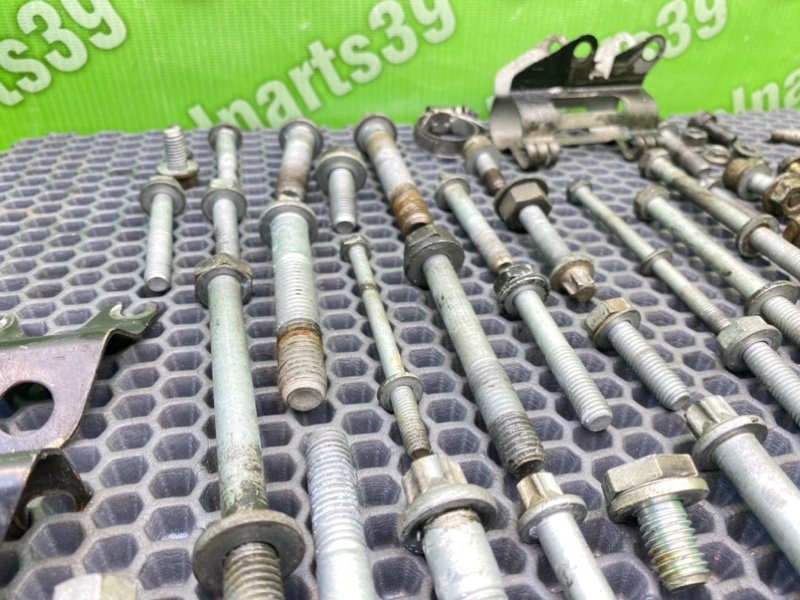 Болты двигателя, 2300 рублей, Калининград