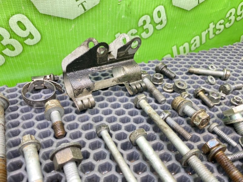 Болты двигателя, 2300 рублей, Калининград