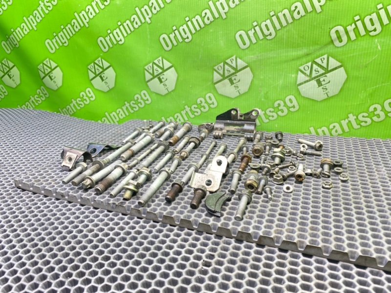 Болты двигателя, 2300 рублей, Калининград