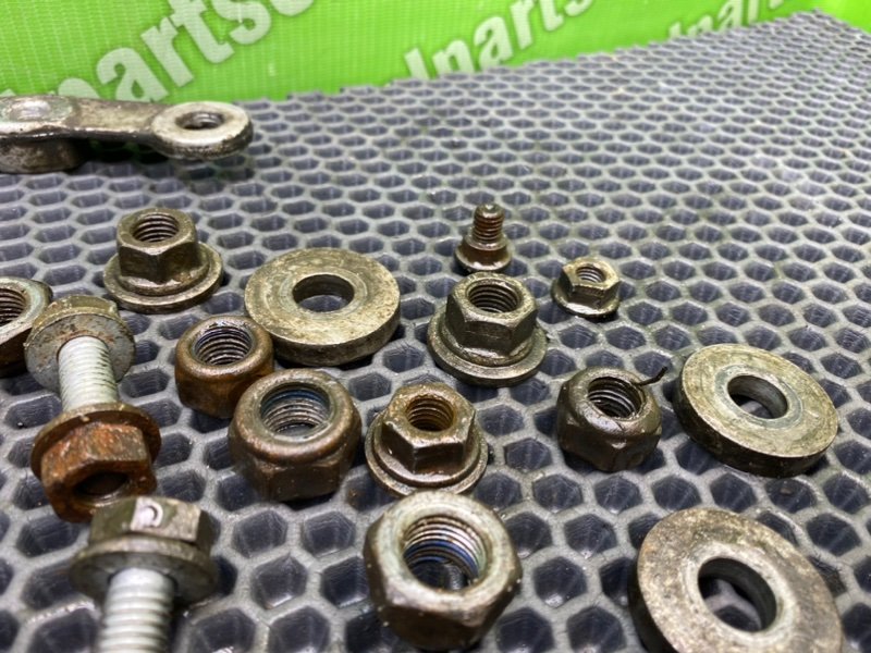 Болты подрамника, 2200 рублей, Калининград