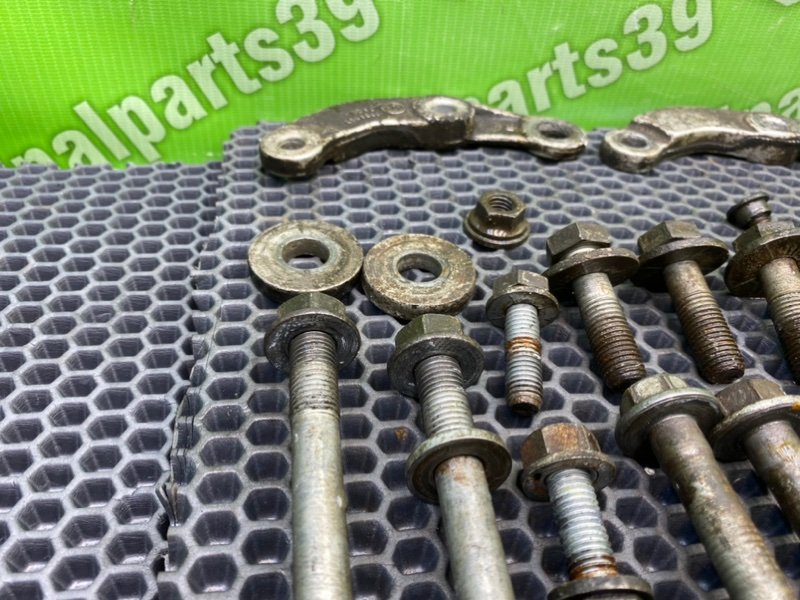 Болты подрамника, 2200 рублей, Калининград