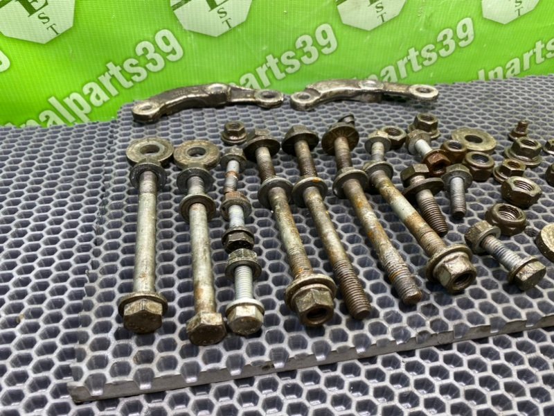 Болты подрамника, 2200 рублей, Калининград