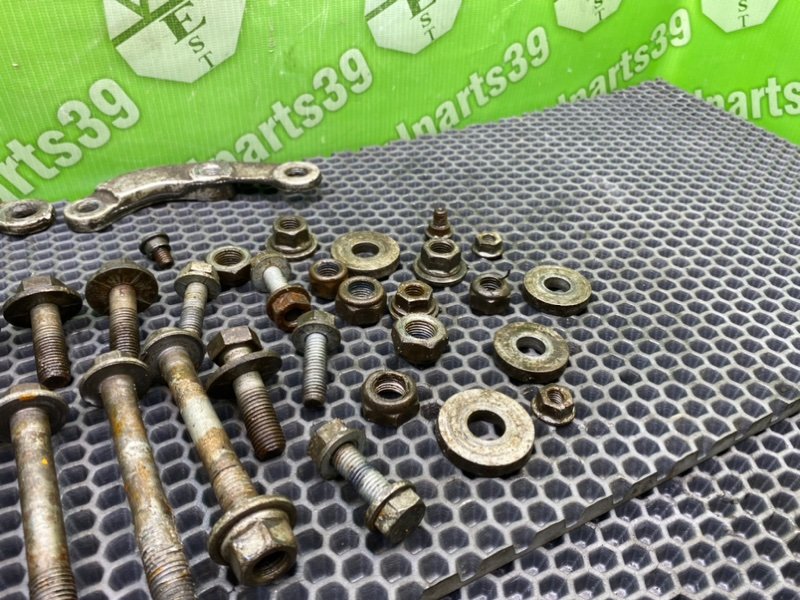 Болты подрамника, 2200 рублей, Калининград