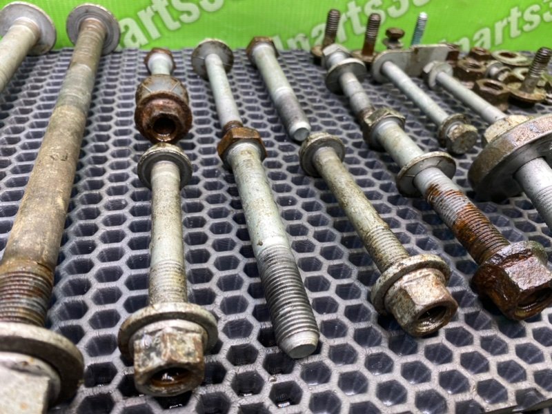 Болты подрамника, 1900 рублей, Калининград