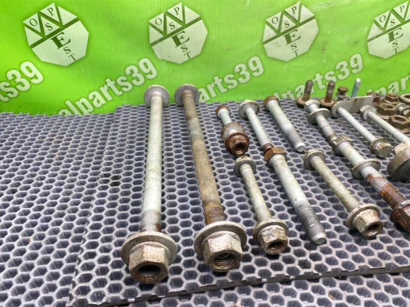 Болты подрамника, 1900 рублей, Калининград