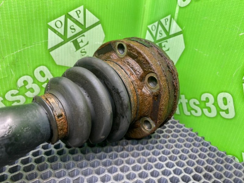 Полуось, 5700 рублей, Калининград