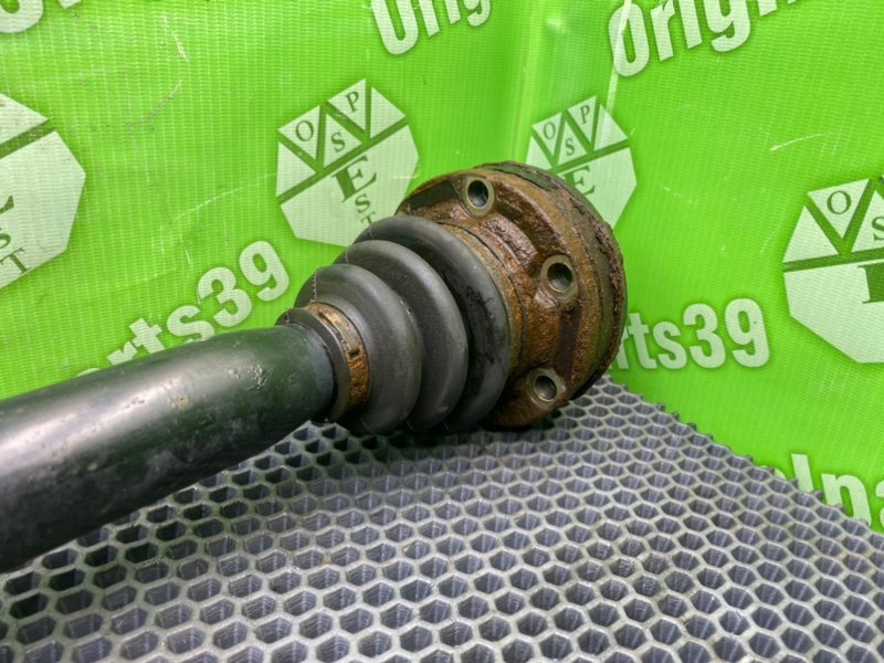 Полуось, 5700 рублей, Калининград