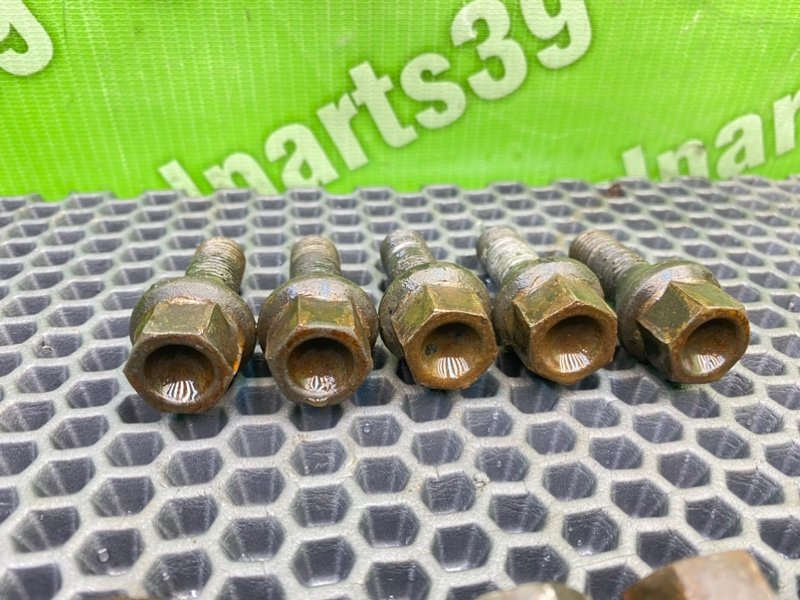 Колесные болты, 2200 рублей, Тверь