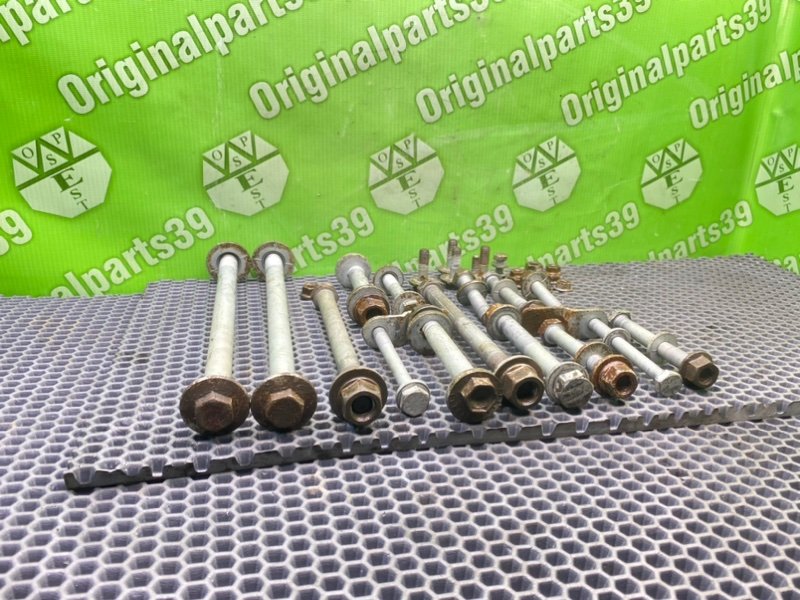 Болты подрамника, 1900 рублей, Калининград