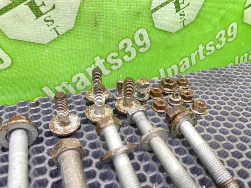 Болты подрамника, 1900 рублей, Калининград