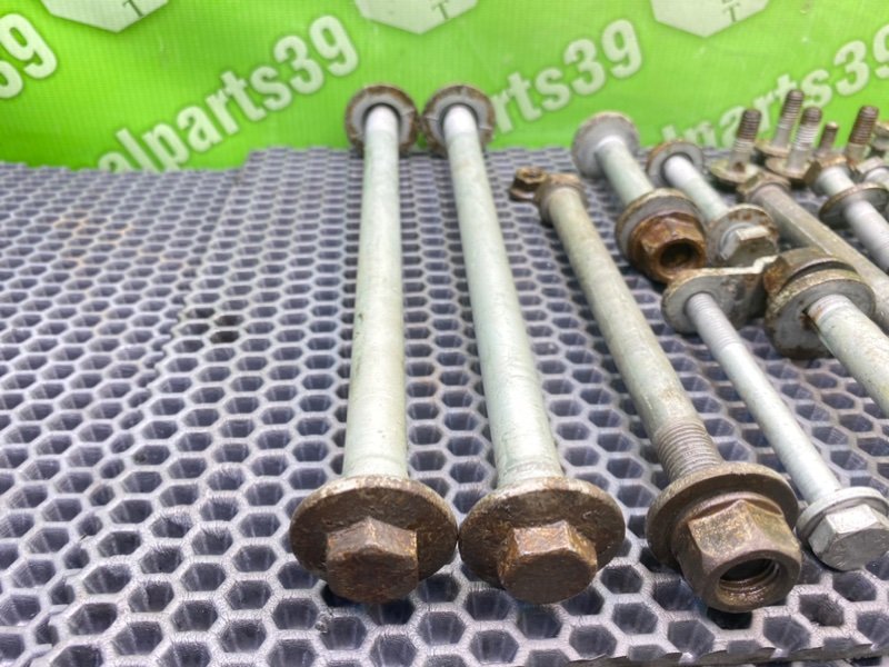 Болты подрамника, 1900 рублей, Калининград