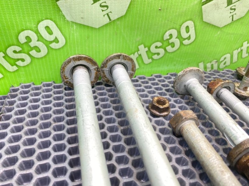 Болты подрамника, 1900 рублей, Калининград