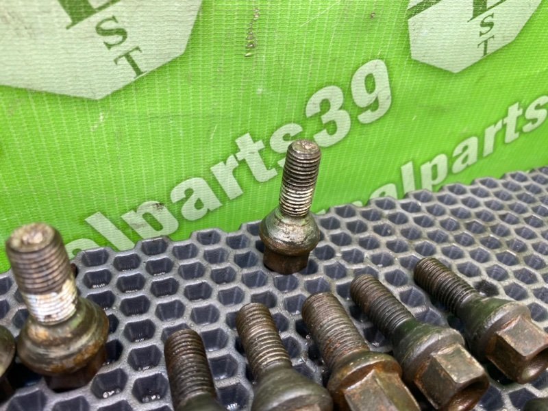 Колесные болты, 2200 рублей, Тверь