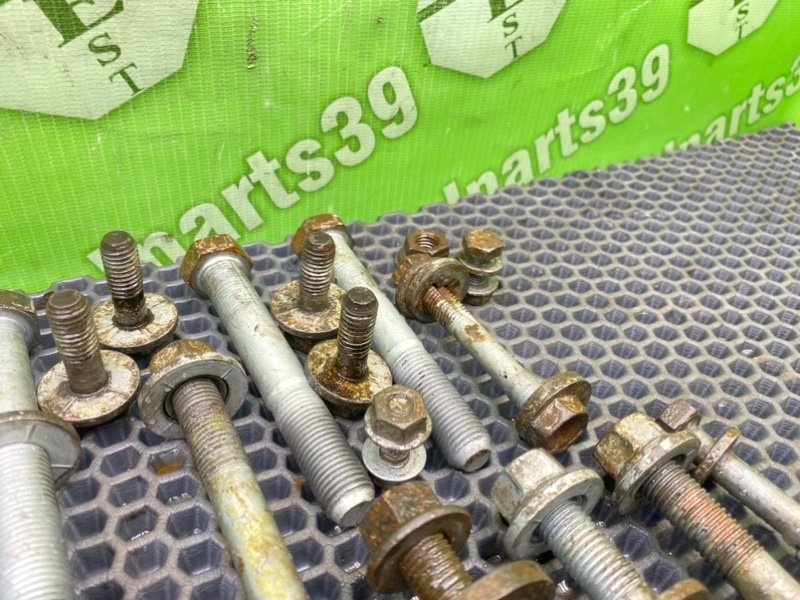 Болты подрамника, 1900 рублей, Калининград