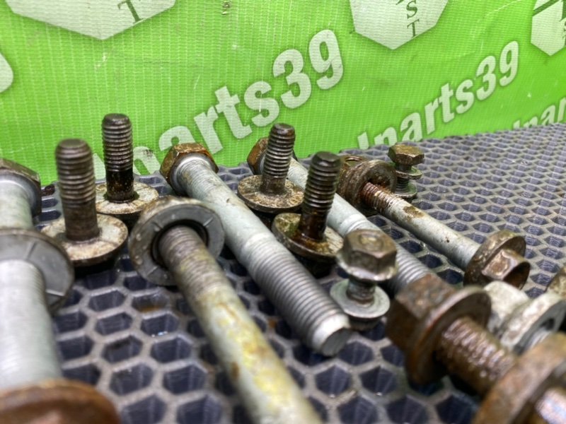 Болты подрамника, 1900 рублей, Калининград