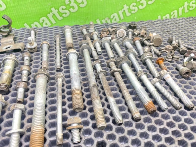 Болты двигателя, 2200 рублей, Калининград