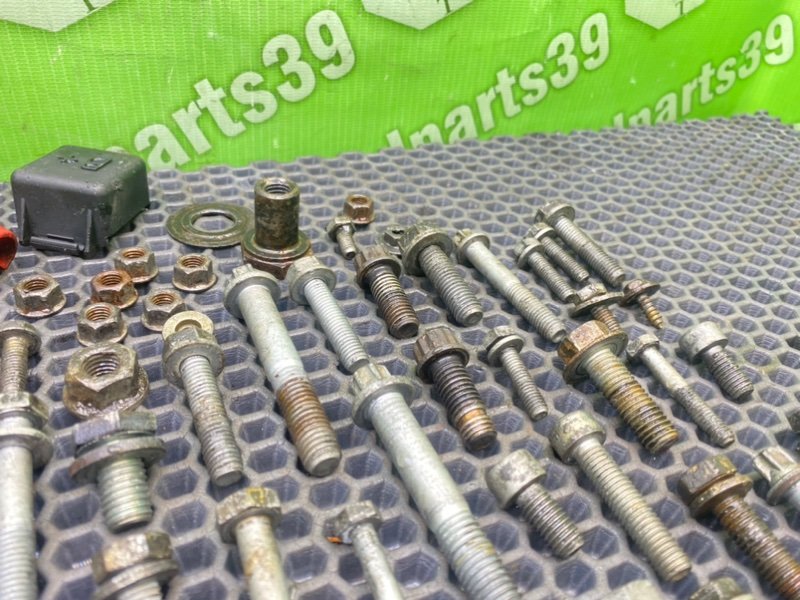 Болты двигателя, 1700 рублей, Калининград