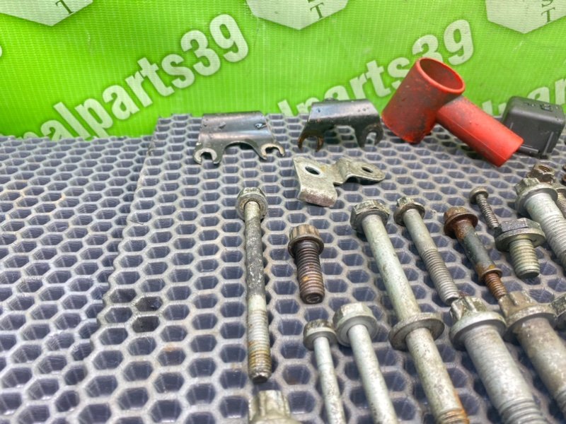 Болты двигателя, 1700 рублей, Калининград