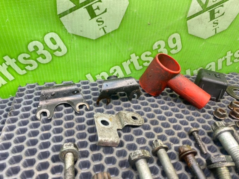 Болты двигателя, 1700 рублей, Калининград