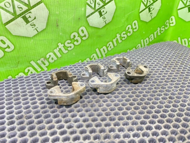 Кронштейны, 2800 рублей, Калининград