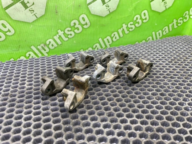 Кронштейны, 2800 рублей, Калининград