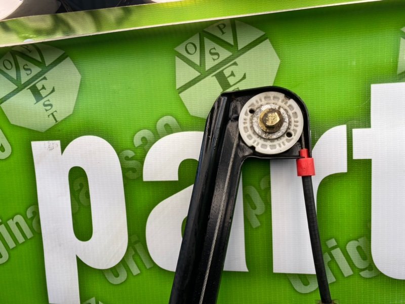 Стеклоподъемник, 2400 рублей, Калининград