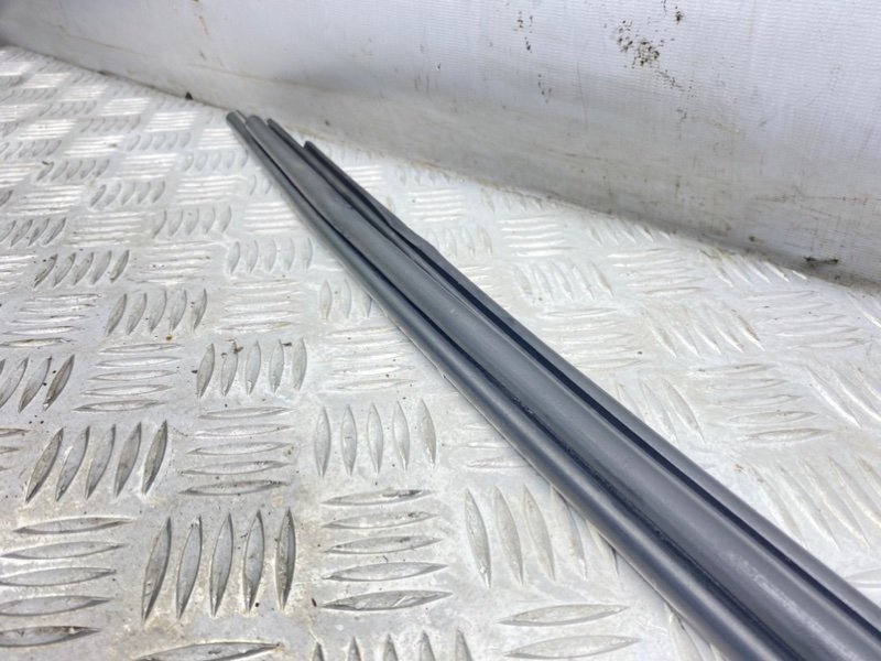 Уплотнители капота, 1000 рублей, Калининград