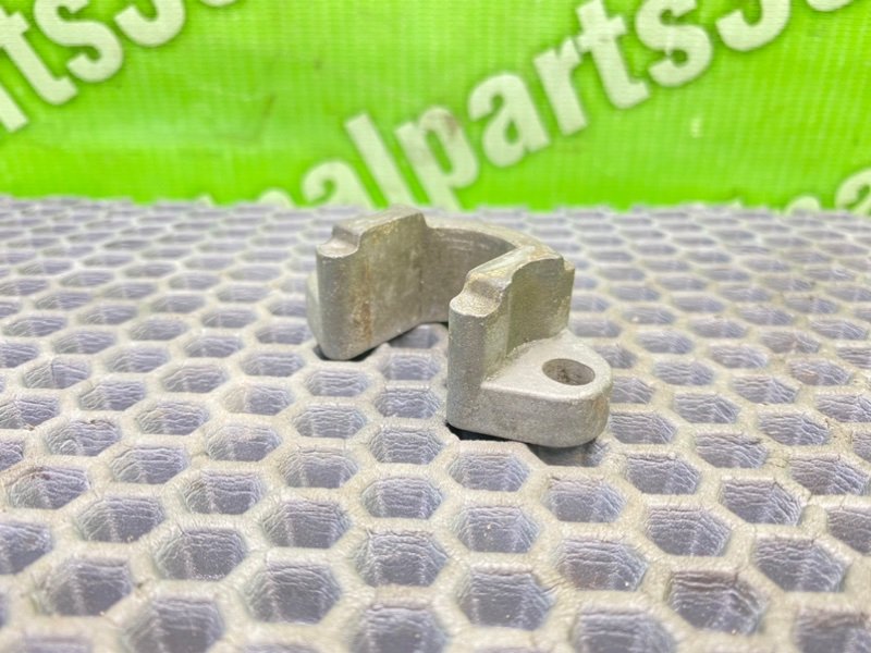 Кронштейн, 800 рублей, Калининград