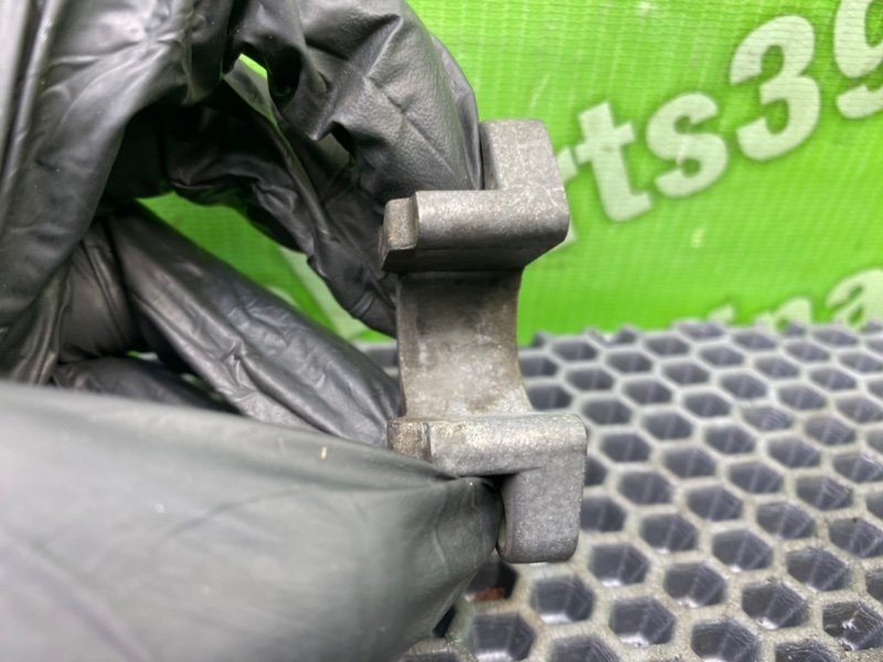 Кронштейн, 800 рублей, Калининград